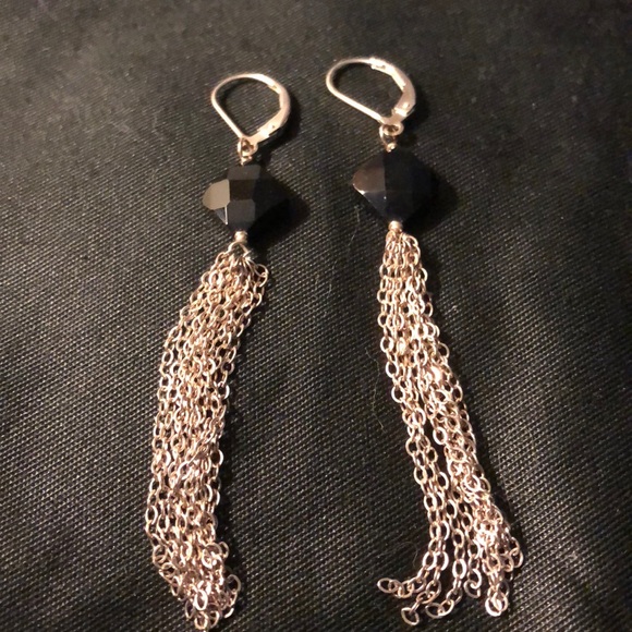 Onyx and silver earrings - Picture 2 of 4